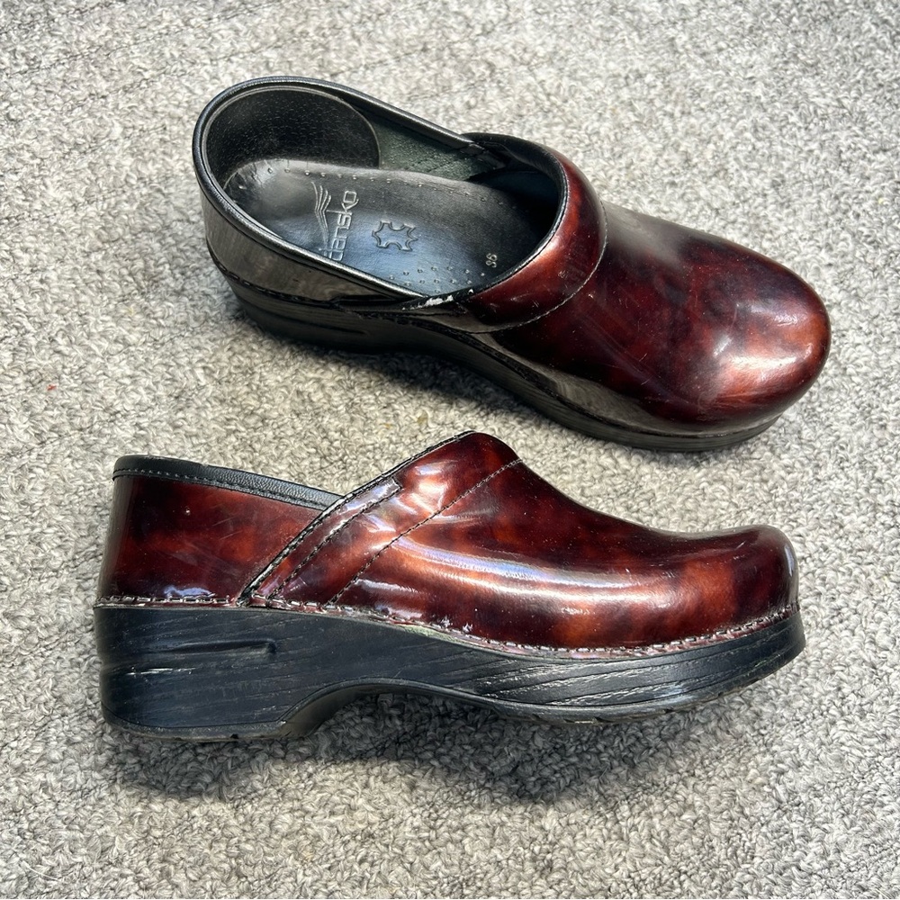 DANSKO PROFESSIONAL Brown Clogs Women's EU 36 US 5.5/6 Leather Comfort Shoes